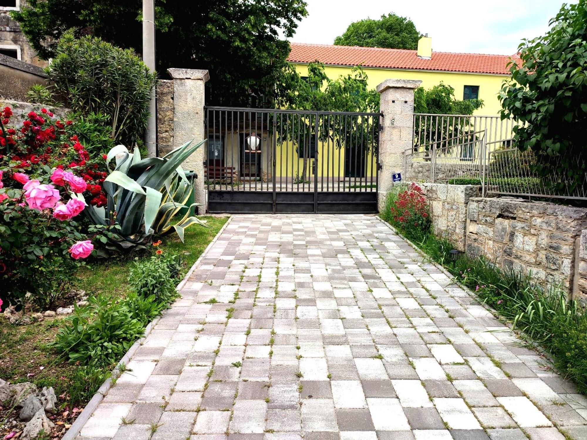 Apartment Nostalgija, Benkovac Ngoại thất bức ảnh