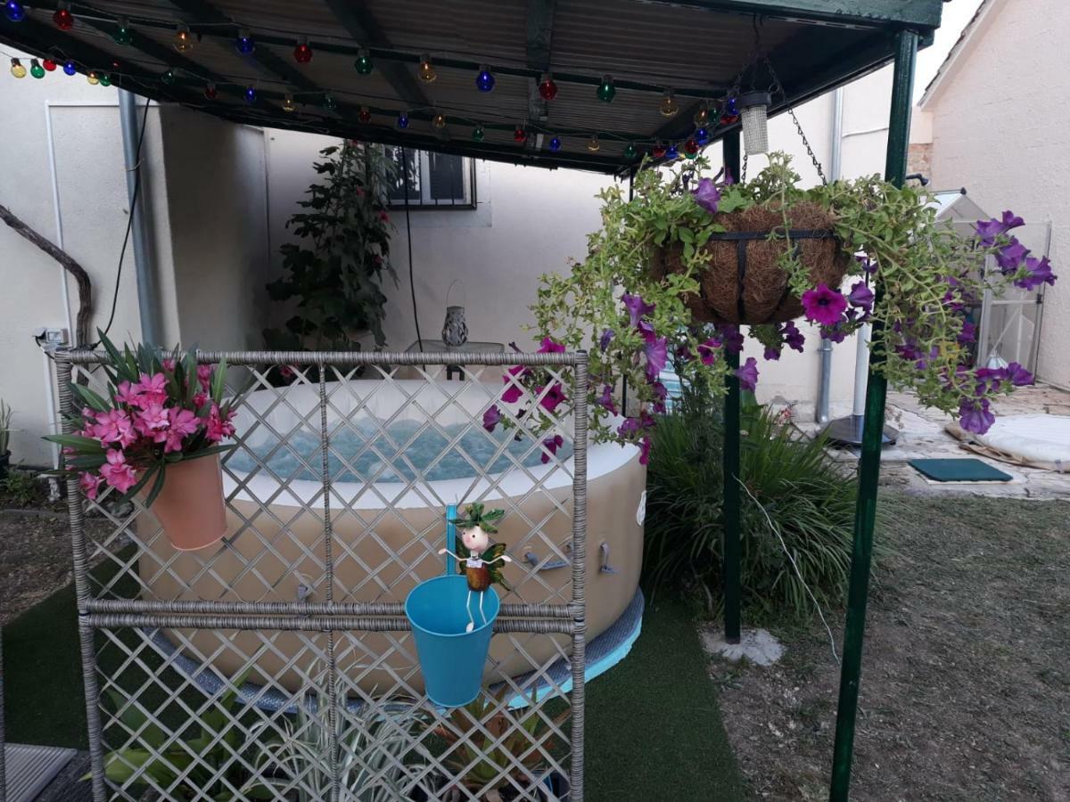 Apartment Nostalgija, Benkovac Ngoại thất bức ảnh
